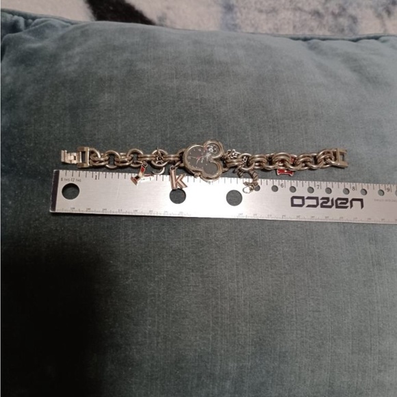 Disney - Picture 3 of 3